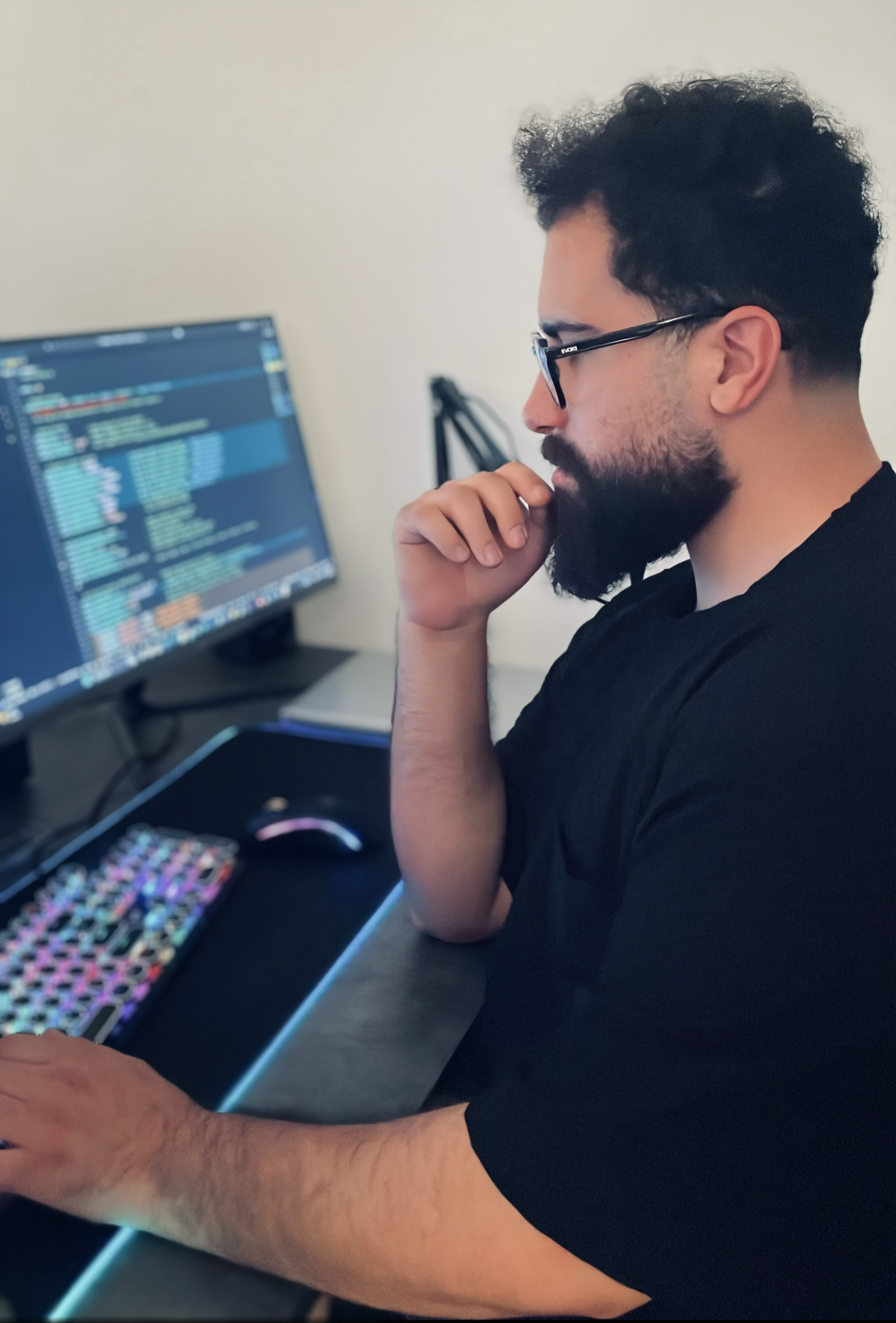 آروین شاه پسند - طراح سایت، طراحی وب، برنامه‌نویسی وب، طراحی رابط کاربری و تجربه کاربری، وردپرس و سئو